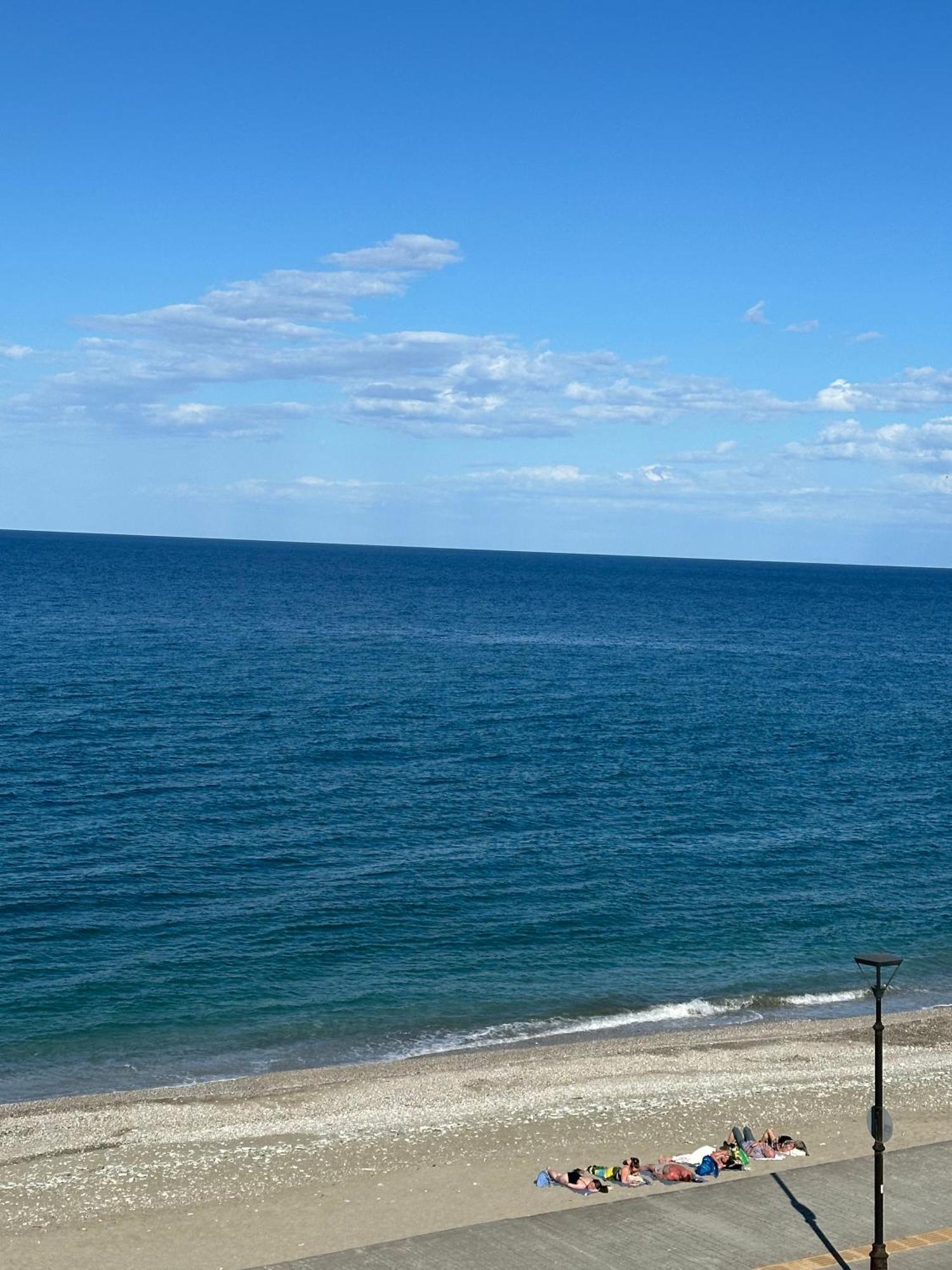 Amelia Beach Apartments Agios Ioannis  外观 照片
