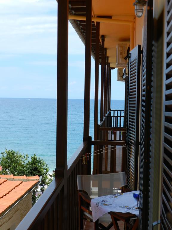Amelia Beach Apartments Agios Ioannis  外观 照片